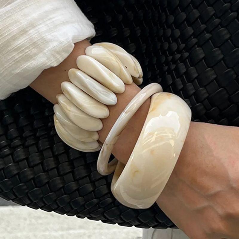 DIEZI Multilayer Exaggerated Beige Resin Acrylic Wide Bangles Hip Hop Geometric Bracelet Bangles For Women Men New Gift Jewelry