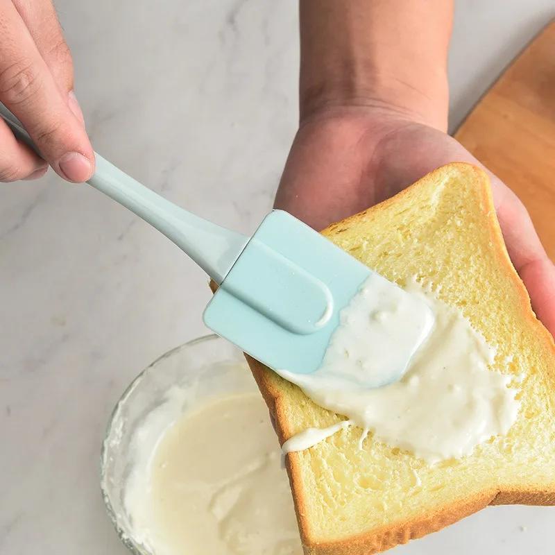 Three Piece Set, Baker's Kitchen Tools, Oil Brush Set, Silicone Oil Brush, Silicone Scraper, Cake Spatula