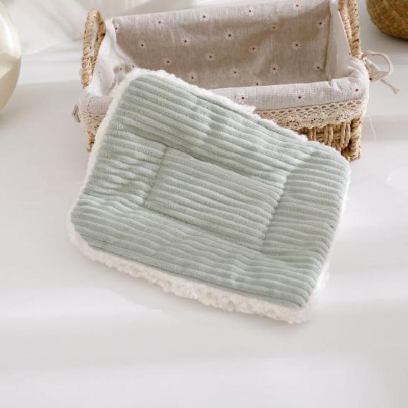 

Подстилка для клетки морской свинки, зимняя теплая плюшевая подстилка, коврик для гнезда хомяка, аксессуары для мелких животных: белка, еж, шиншилла, кролик S зелёный