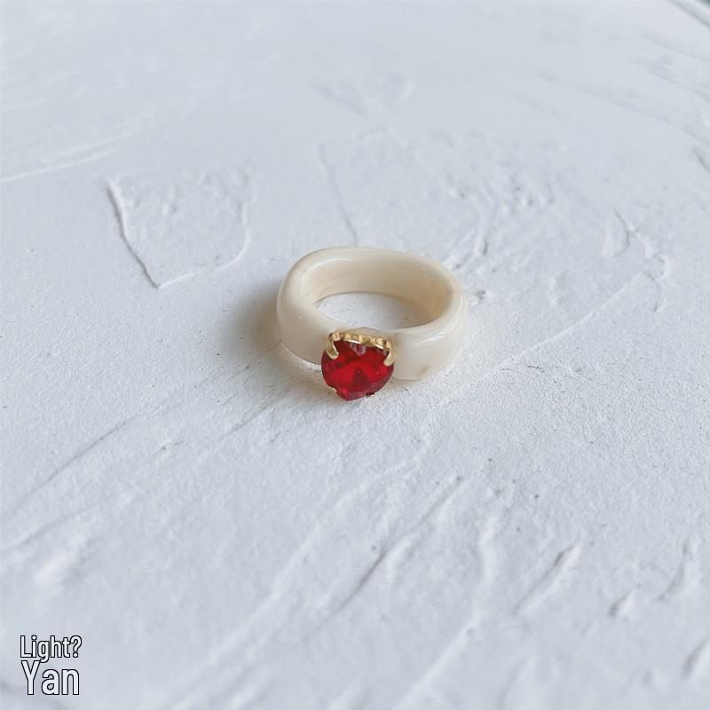 

Ретро Японский и Корейский Стиль Смола Акрил Кольцо с Бриллиантом для Женщин - Кольцо на Указательный Палец Желейного Цвета One Size