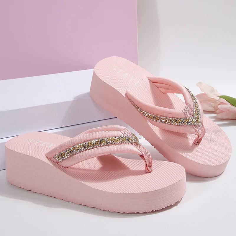 Fashion Crystal Wedge Flip Flops for Women 2025 Summer Thick Sole Non Slip Beach Slippers Woman Pink Clip Toe Platform Sandals