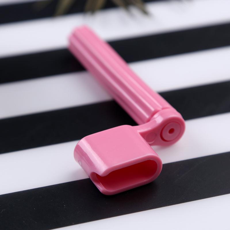 Universal Guitar and Ukulele String Winder and Pulling Cone Tool