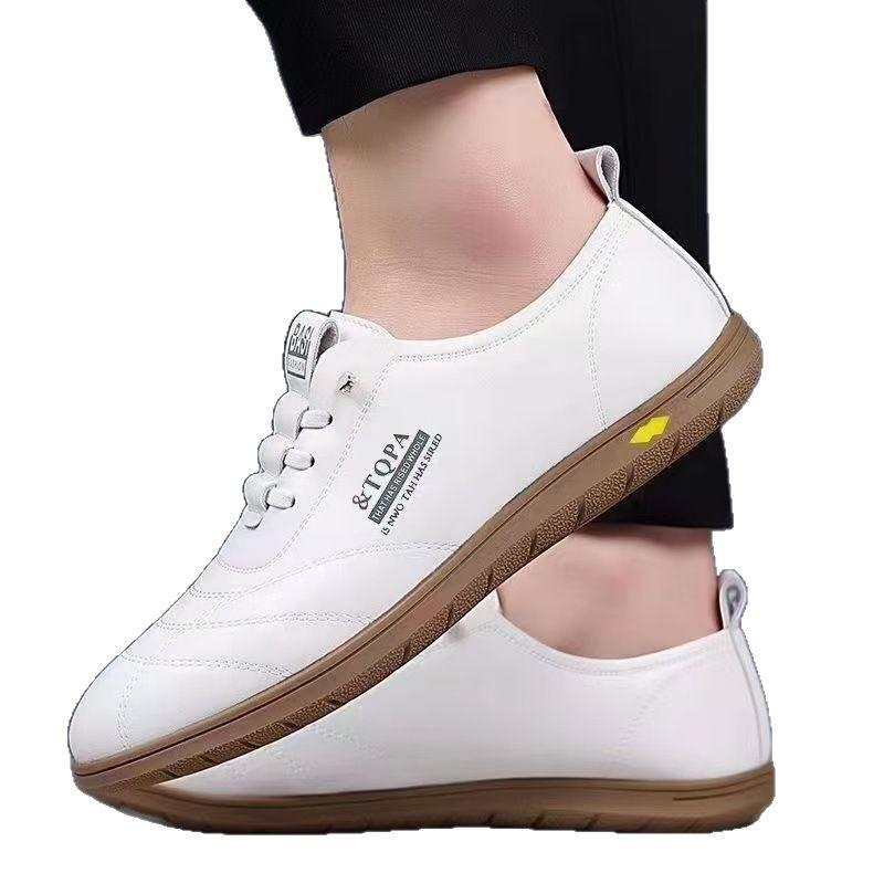 Herrenschuhe Neu Sommer Atmungsaktiv und Geruchshemmend Lässige Herren Lederschuhe Einschlupf Hohl Rutschfest Verschleißfest Fahrschuhe