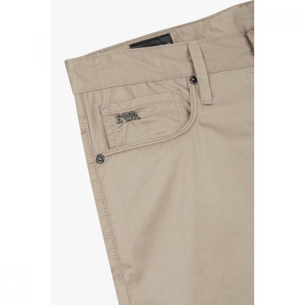Emporio Armani Men S Low waiSt Slim Fit pantS A515106009