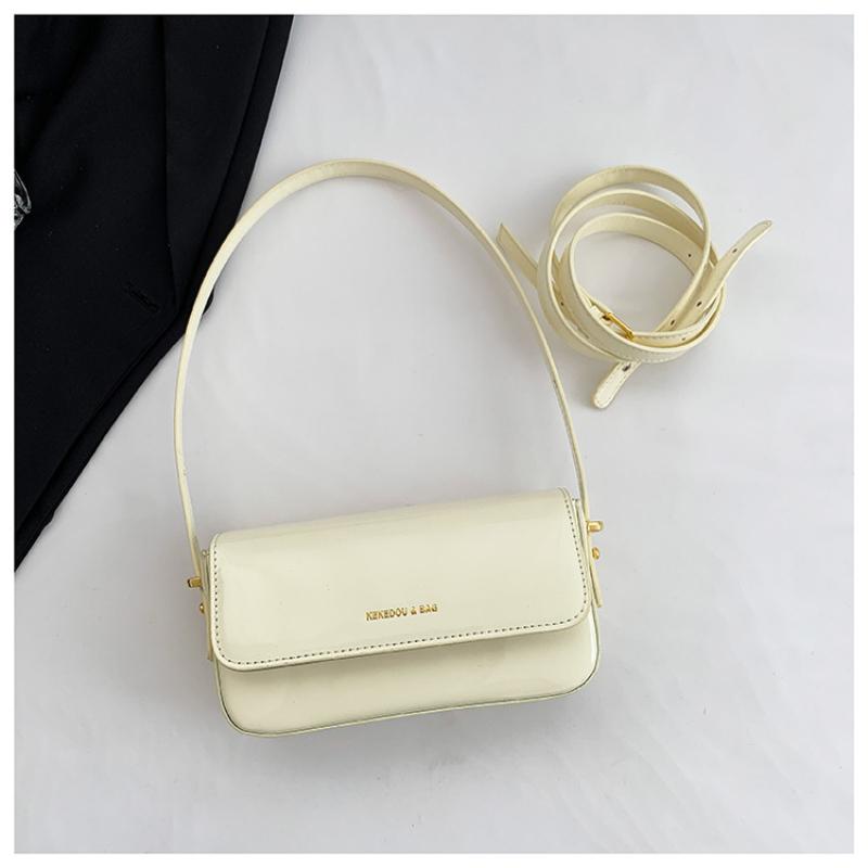 Women Exquisite Crossbody Bag Large Capacity PU Leather Vintage Sling Bag Adjustable Strap Fashion Shoulder Bag Retro Armpit Bag CLE