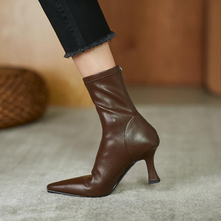 Strong push! Huge comfortable! Autumn and winter high heel elastic pointed short boots female ins Internet celebrity thin boots and ankle socks boots