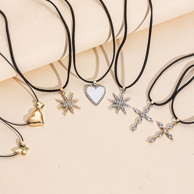 Jewelry Personalized Rope Chain Love Pendant Niche Star Butterfly Necklace Diamond Cross Necklace Women
