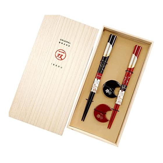 Wajima-nuri Yoimachi-zuki Chopsticks and Chopstick Rests - Kao Set (Black 22.5cm, Red 21.5cm, Rests approx. 4.4cm diameter/square, round tips) -