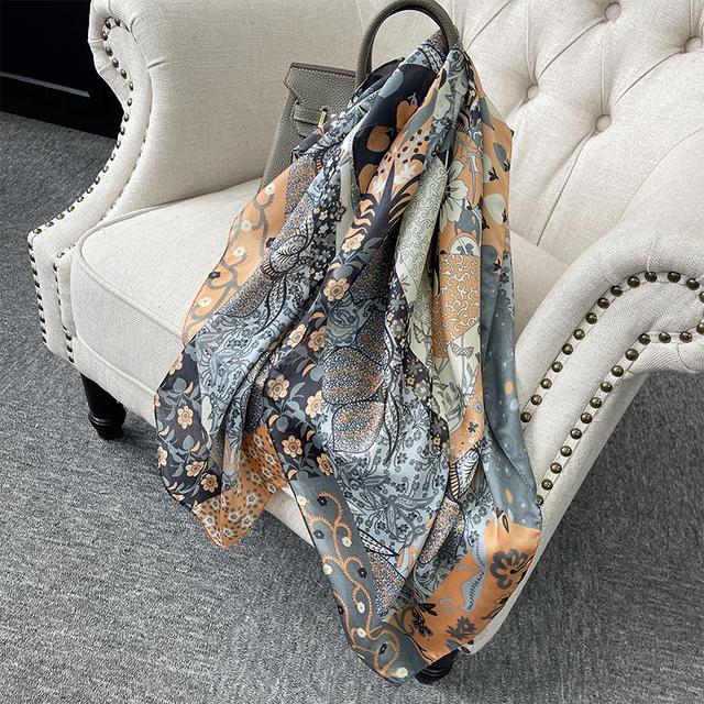 90cm *90cm Design Scarf Lady Shawl Printed Silk Felt Headscarf Scarf Lady Headscarf Square Scarf Lady Wrap Scarf 2021