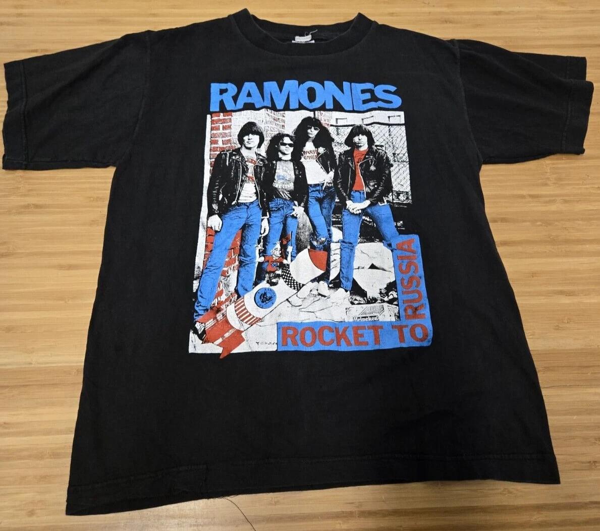 Vintage Men’s XL The Ramones Rocket to Russia Punk Rock T Shirt Made in England L