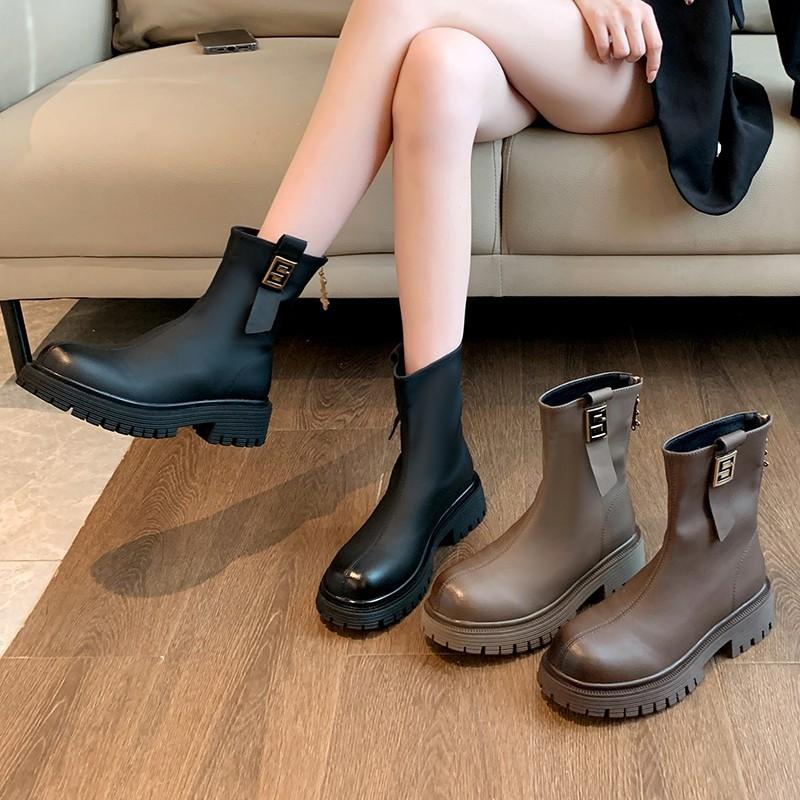 Thick-soled Chinese Heel British Style Chelsea Short Boots Women's 2025 Winter Heightening, Zipper Heightening After Fried Street Martin Boots Tide