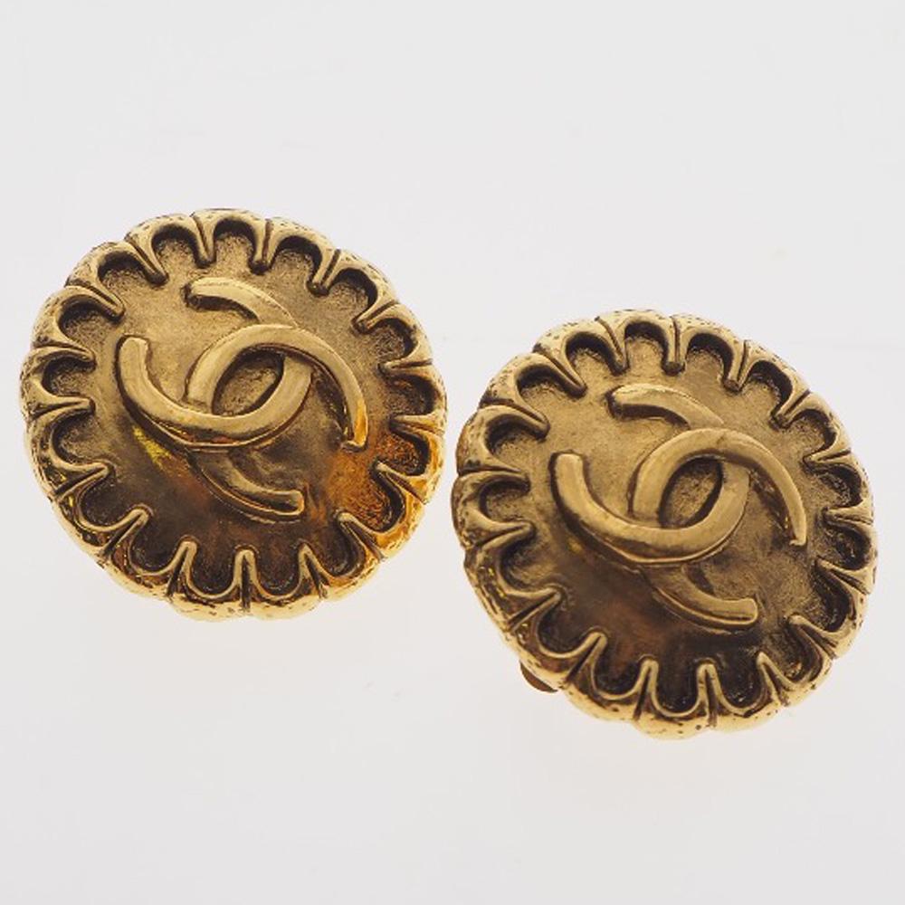 CHANEL COCO Mark Earring vintage gold Plated Gold 14.6g Women Used