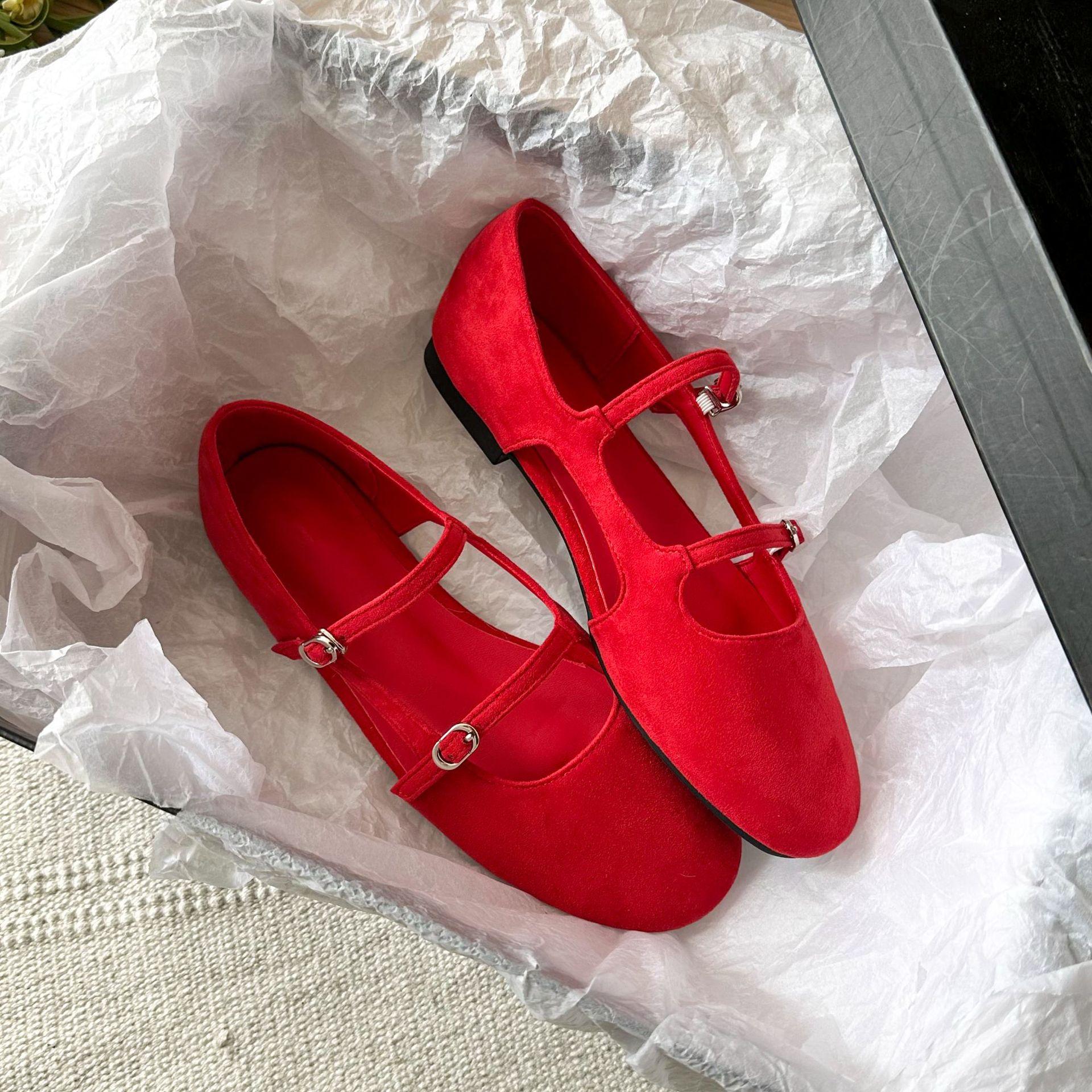 

Flat bottom retro suede Mary Jane single shoes women s shoes 2025 new spring and summer gentle skirt evening shoes women 35 красный