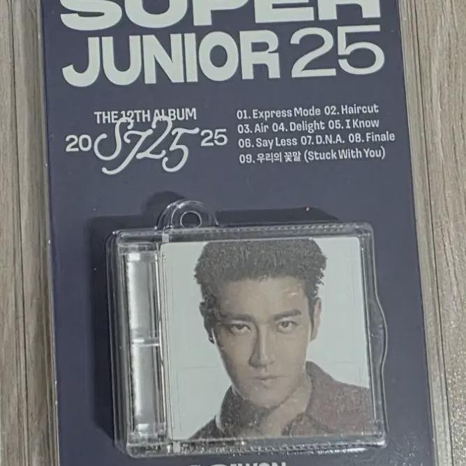 

Версия Siwon из Superjunior Summini в продаже.