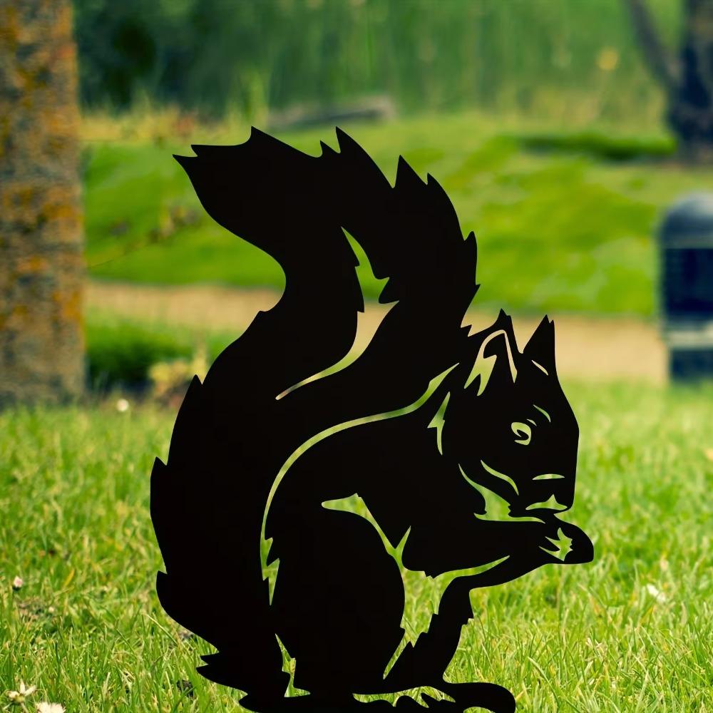 Squirrel Metal Garden Post Decoration Charming Animal Art for Yards and Fences, Stylish Ground Ornaments and Garden Stake