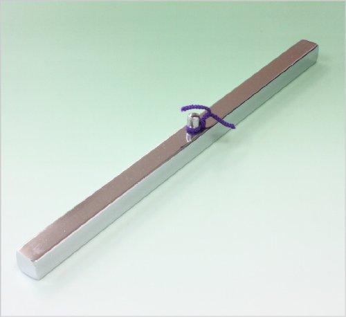 

Kobaido Scroll Paperweight with Knob, 600g, 16 x 16 x 300mm