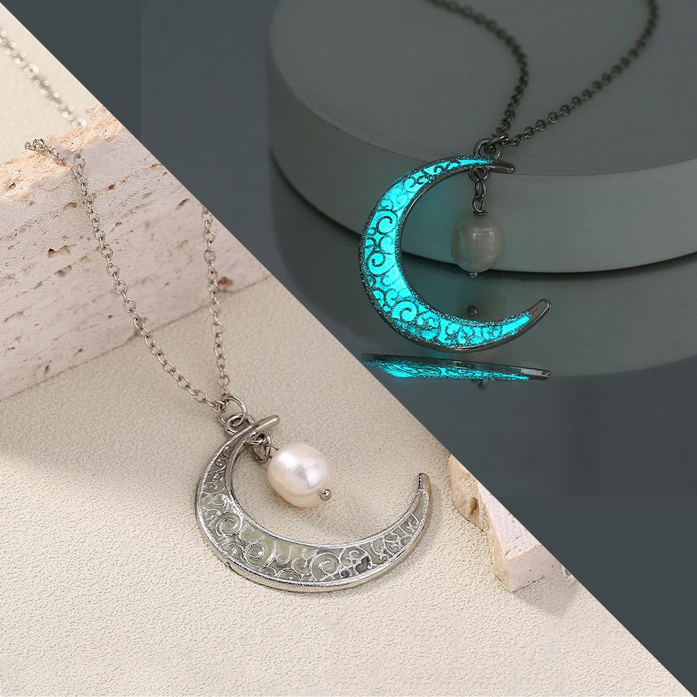 

European-American Luminous Moon Pearl Pendant Necklace - Classic Cross-Border Fashion Jewelry