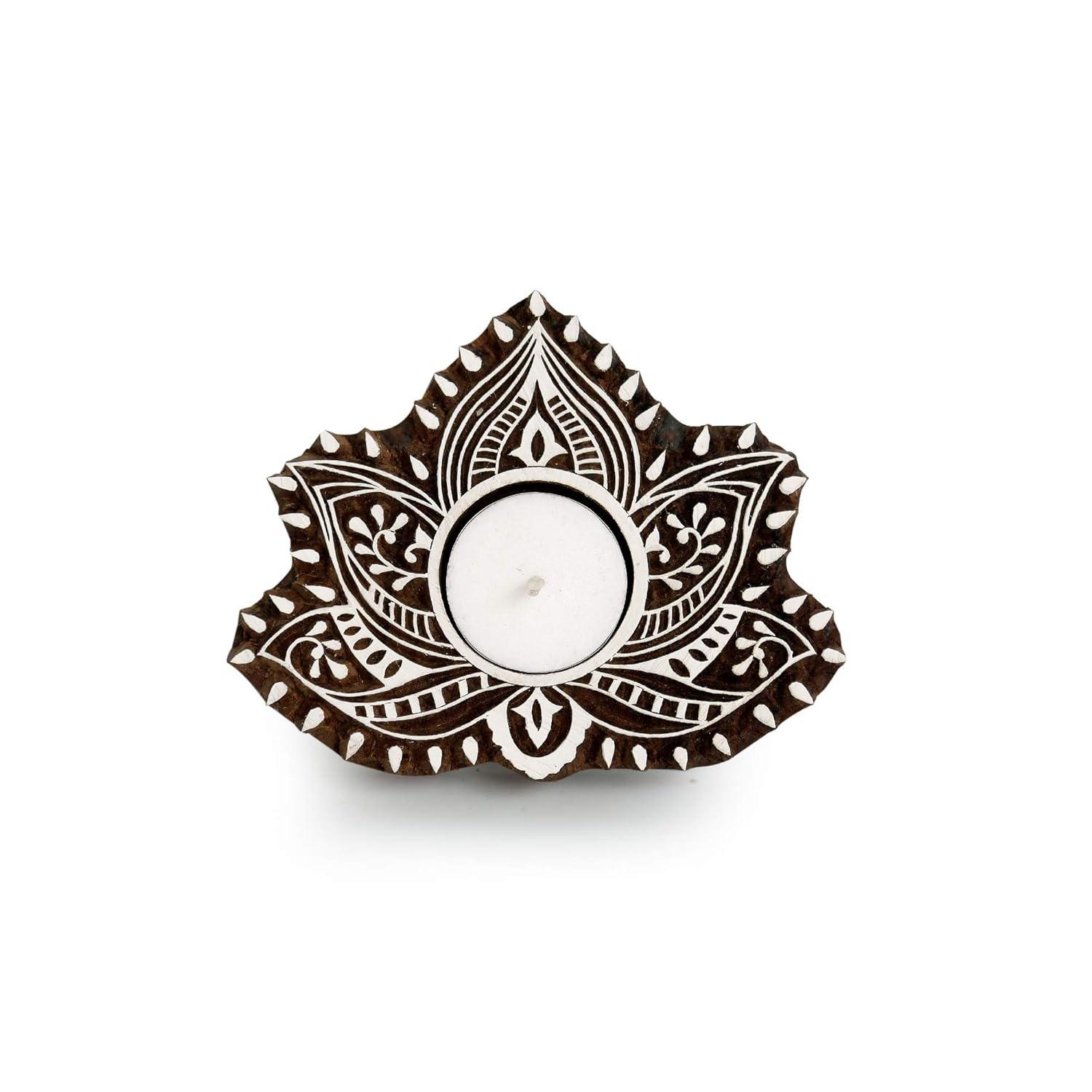 

Подсвечник для чайной свечи Лотос, Luminous Lotus Block Tea Light Holder, ExclusiveLane