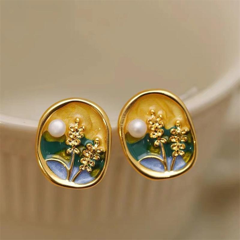 Vintage Luxury Baroque Flowers Pearl Stud Earrings For Women Oil Painting Oval Pearl Pendant Earrings Exquisite Jewelry