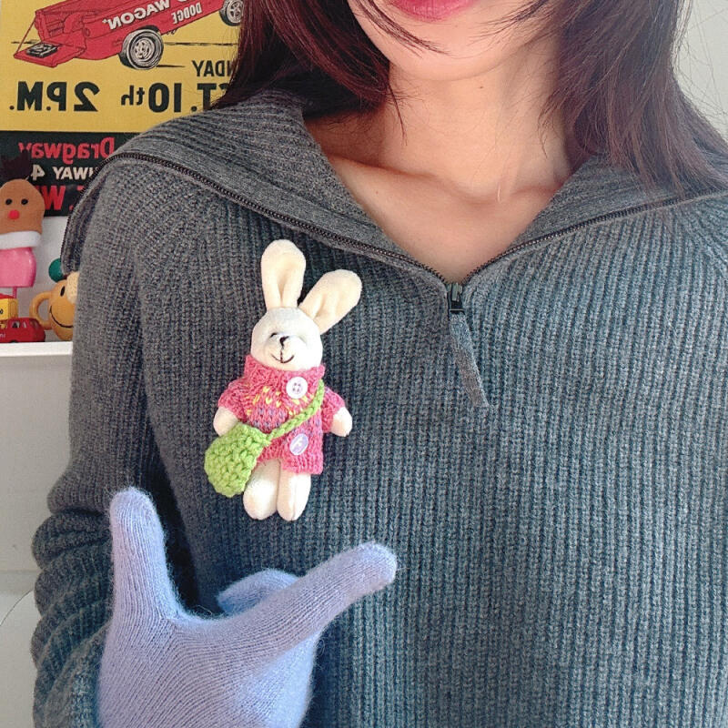 Knitted rabbit brooch keychain (4 types) (1) Pink Button Rabbit