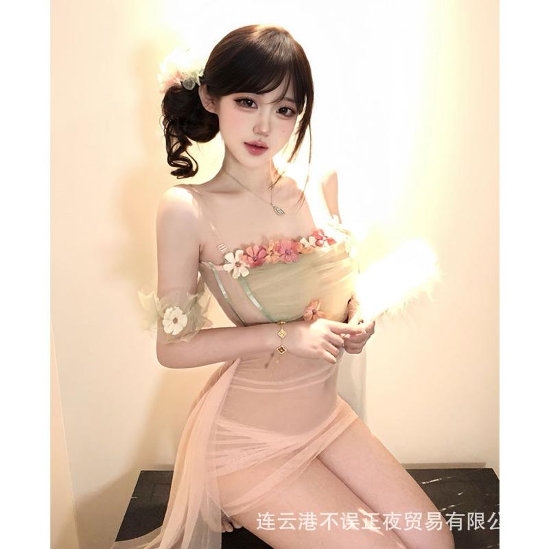 Sexy underwear, sexy wife hip skirt, pure desire to flirt, small chest pajamas, no-take uniform suit, women