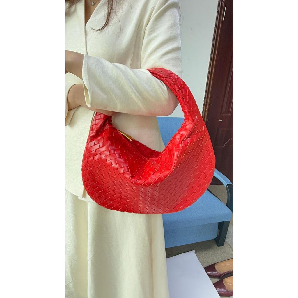Popular hand-woven tote bag 2025 new portable underarm bag women's versatile dumpling crescent bag