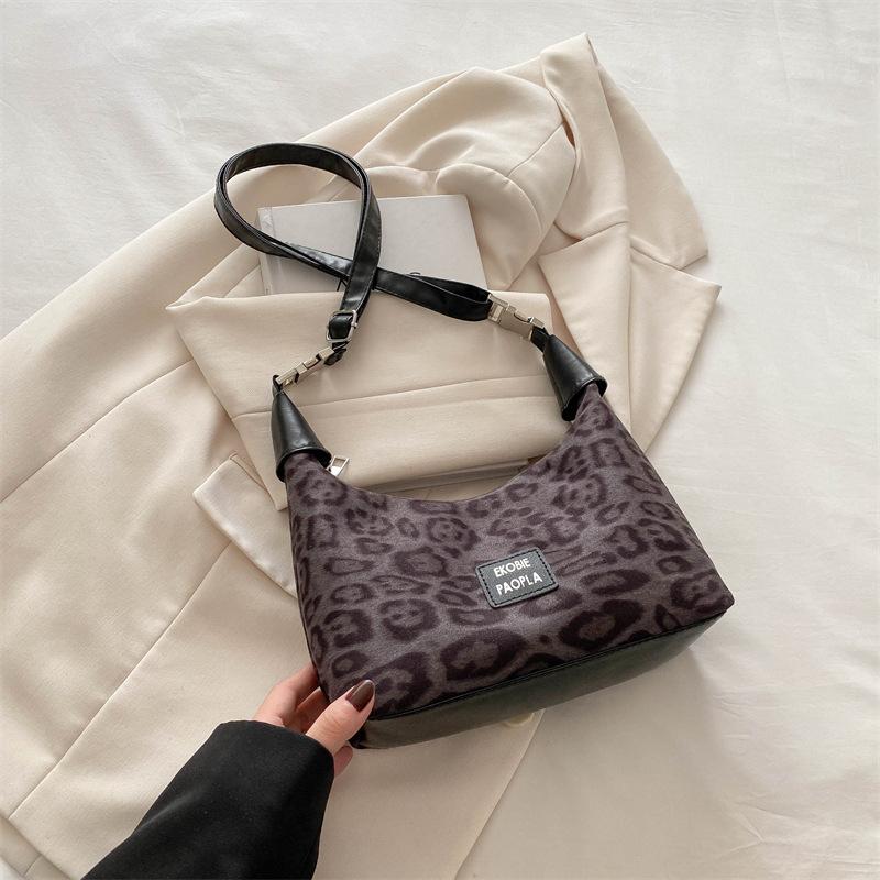 

Модная женская сумка с леопардовым принтом, универсальная сумка через плечо, популярная сумка-мессенджер Dumpling Bag