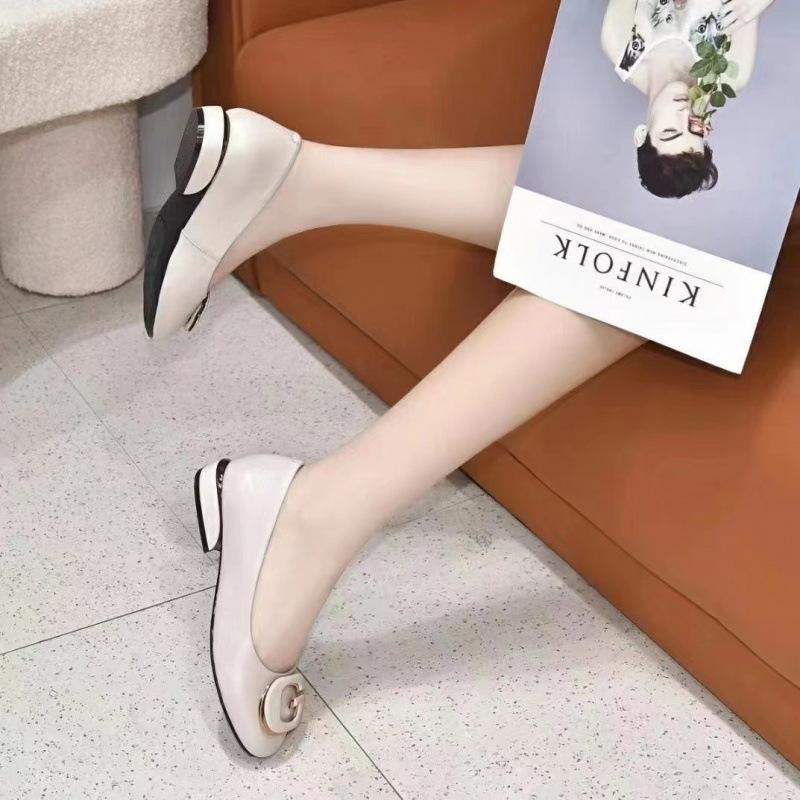Spring and Autumn New Rubber Soft Sole Soft Leather Women's Shoes Flat Sole Mom Loafers G Metal Buckle Small Leather Shoes Work Foreign Trade