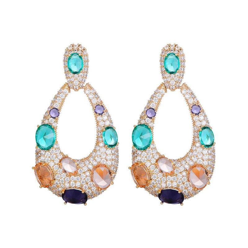 Boucles d'oreilles arc-en-ciel romantiques de luxe léger avec un sens du design d'industrie lourde, boucles d'oreilles colorées exagérées pour banquet et défilé en zircon