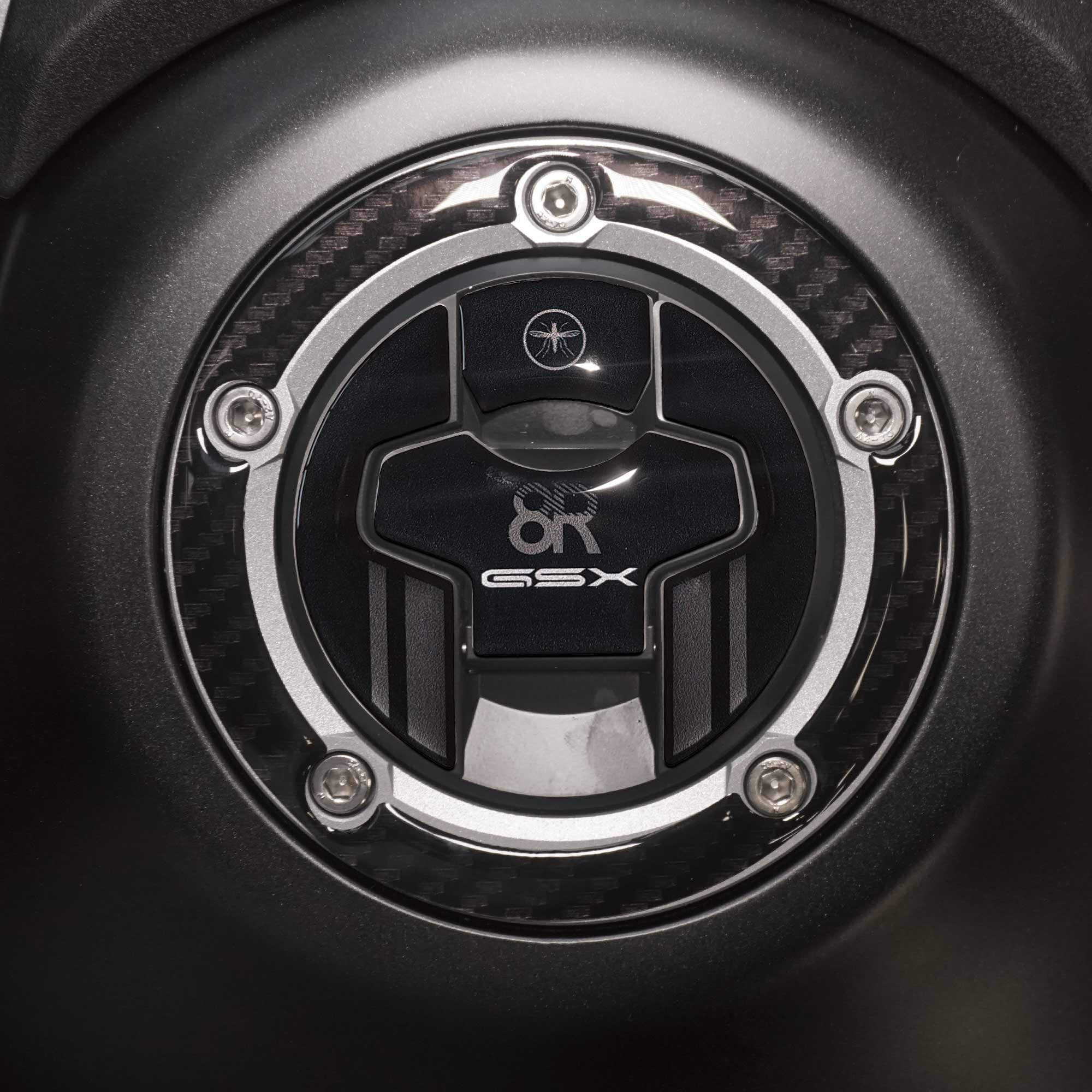 

labelbike 3D Гелевая смола Наклейка для украшения и защиты крышки топливного бака мотоцикла для Suzuki - GSX-8R серый