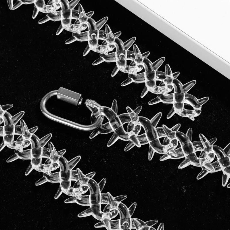 Rock Punk Acrylic Spikes Chain Necklace Clear Lock Pendant Jewelry Clear Thorns Necklace Suitable for Men and Women