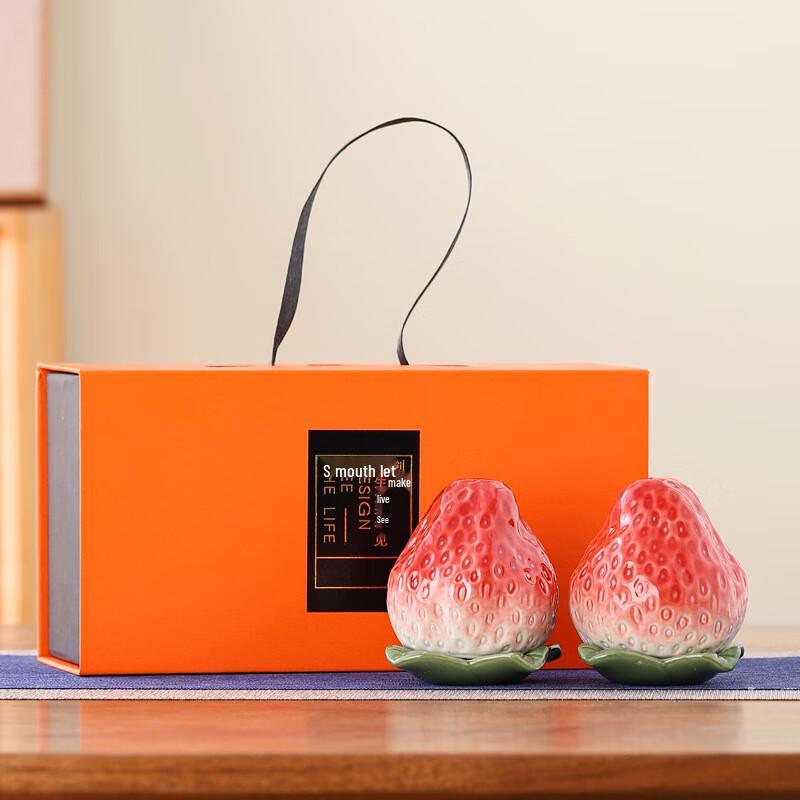 

Junshiqian DH Strawberry Ceramic Tea Caddy