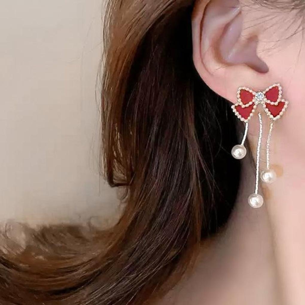 Women's Three Pearl Drop Mini Ribbon Earrings [Silver Needle]