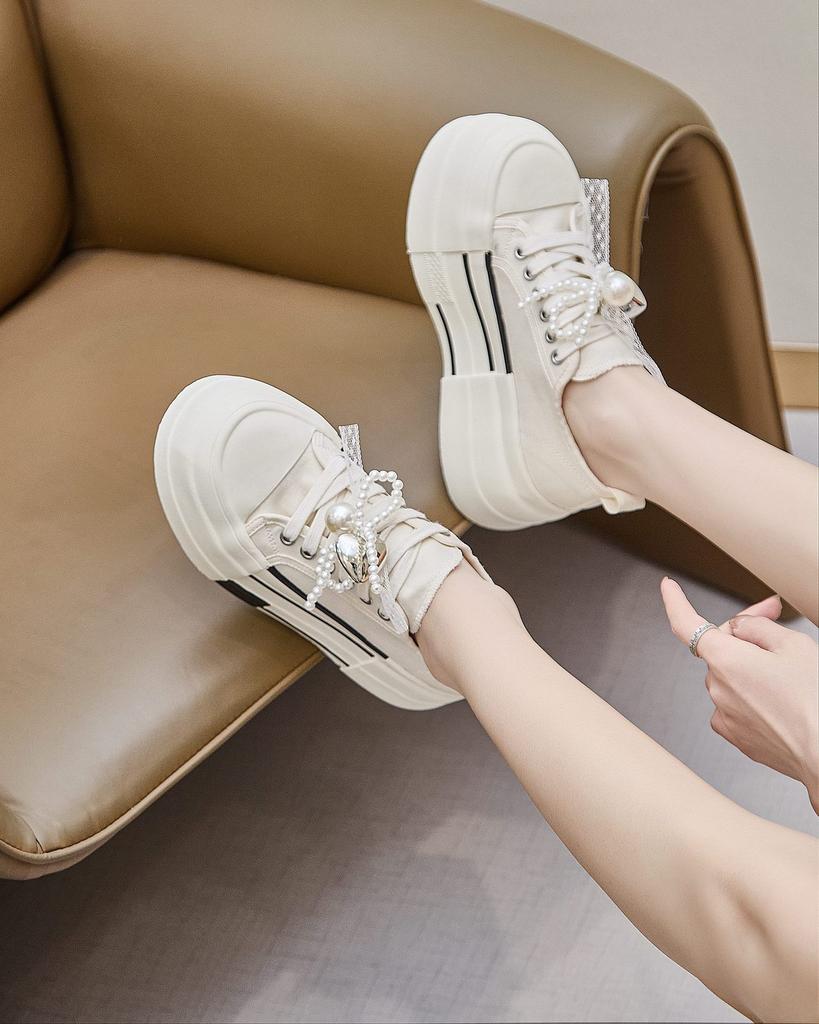 Canvas Shoes Women's Korean Version Platform Muffin Shoes 2025 Summer New Versatile Round Head Lace-up Casual Shoes Breathable Single Shoes