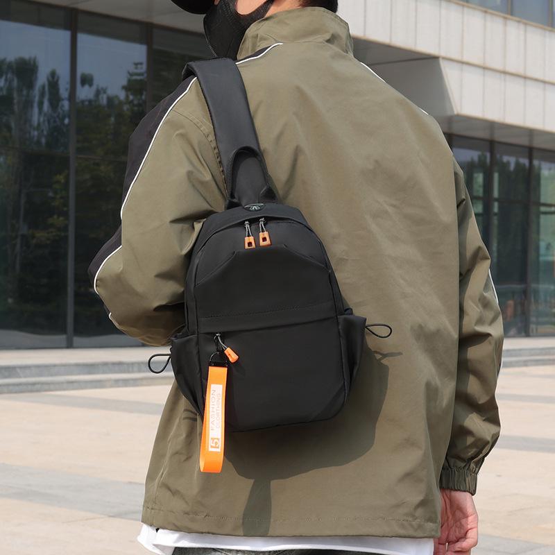 Casual breast bag, chest small satchel, outdoor sports running boys messenger bag, light and anti-splashing Korean version of tide youth