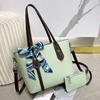 Fashionable Oversized Tote Handbag With Inner Compartments For Leisure And Shopping