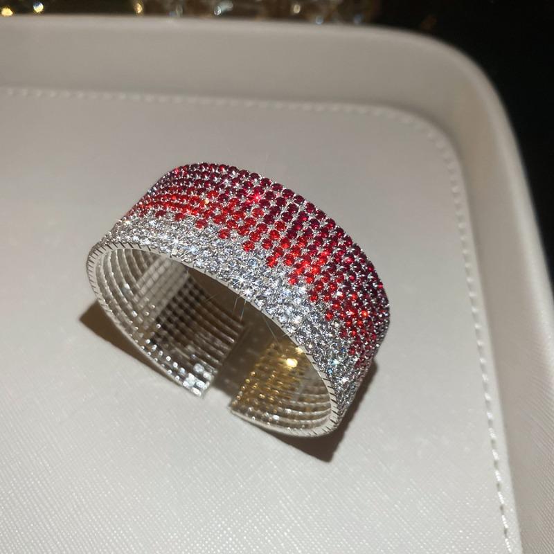 Diamond sparkle~ diamond-encrusted multi-layer round gradual change opening bracelet design sense niche bracelet fashionable exquisite jewelry