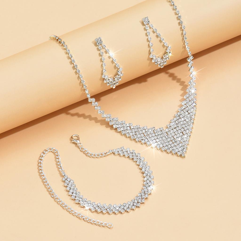 4 Pieces of Women's Temperament Claw Chain Series Cone-shaped Necklace, Earring Bracelet Set, Wedding Banquet Party, Holiday Gif