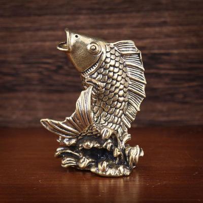 1 Stück Glücksbringer Koi-Fisch-Ornament - Messingmaterial für Heim-Wohnzimmer-Büro-Teetisch-Dekoration, Elegante Tee-Haustier-Handwerksdekoration