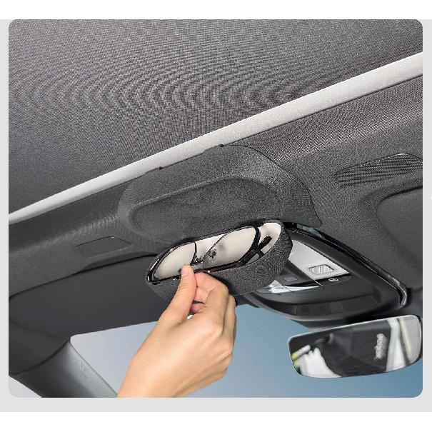 Suitable for Volvo xc60s90xc90s60v60v90 special car glasses case and sunglasses storage practical product