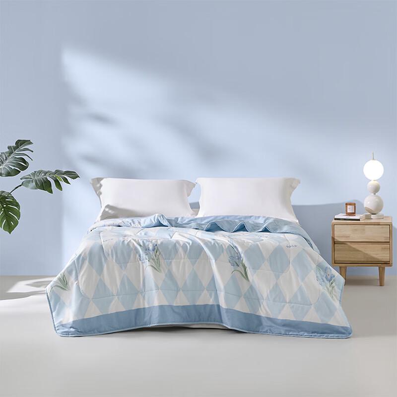 LOVO All-Season Polyester Fiber Duvet