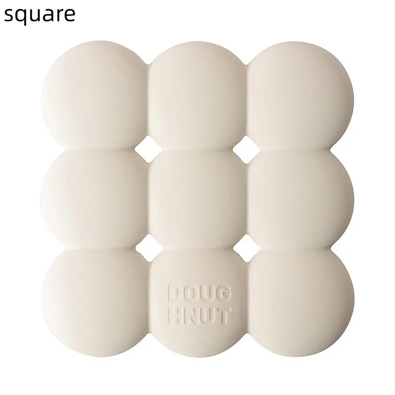 1Pc Donut-Shaped Silicone Heat Resistant Coaster Set Multi-Purpose Pot Mat Heat Insulation Mat for Dining Table Hot Item