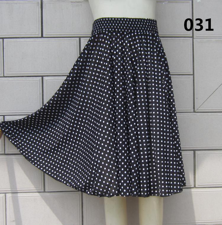 Rochie de vară din mătase de gheață: Fusta de dans floral pentru femei de varsta mijlocie si in varsta