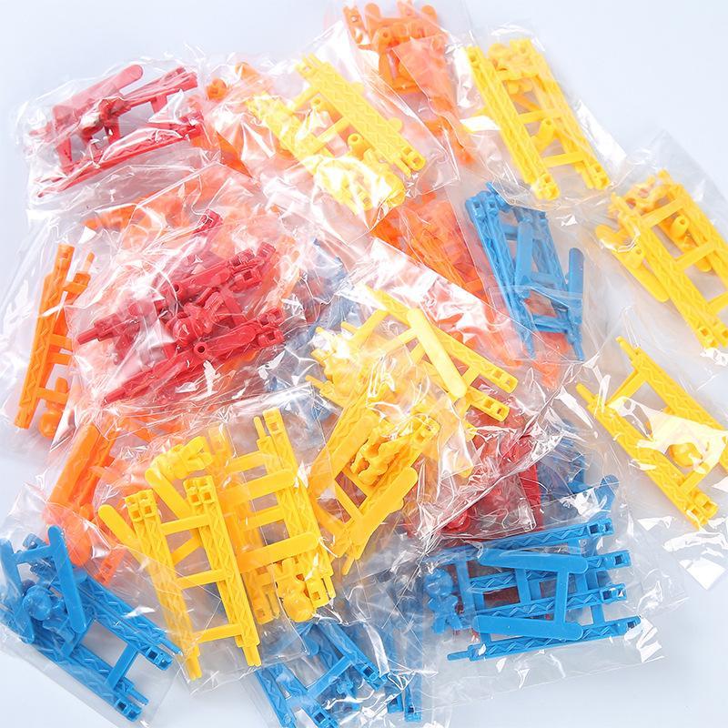 10Set Mini Plastic Climbing Stairs Doll Diy Puzzle Toys For Kids Birthday Party Favors Baby Shower Pinata Fillers School Rewards