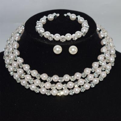Braut Hochzeit Perle Strass Bündel Halskette Kragen Armband Ohrstecker Dreiteiliges Amazon Krallenketten-Set