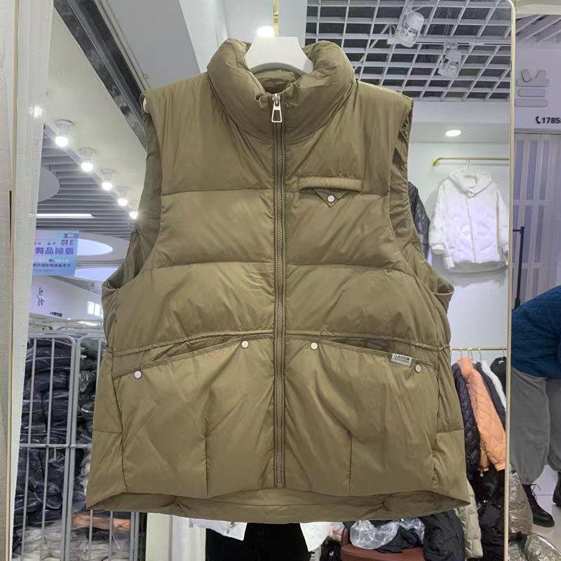 Women's Trendy Loose Fit Stand Collar Down Vest - Sleeveless White Duck Down Jacket for Spring/Autumn 2026.