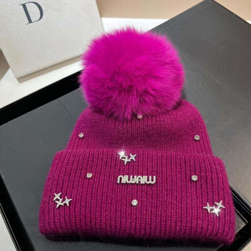 Light Luxury Rhinestone Min Small Fragrant Style Design Big Hairball Knitted Hat Winter Sweet Plush Warm Rabbit Fur Wool Hat