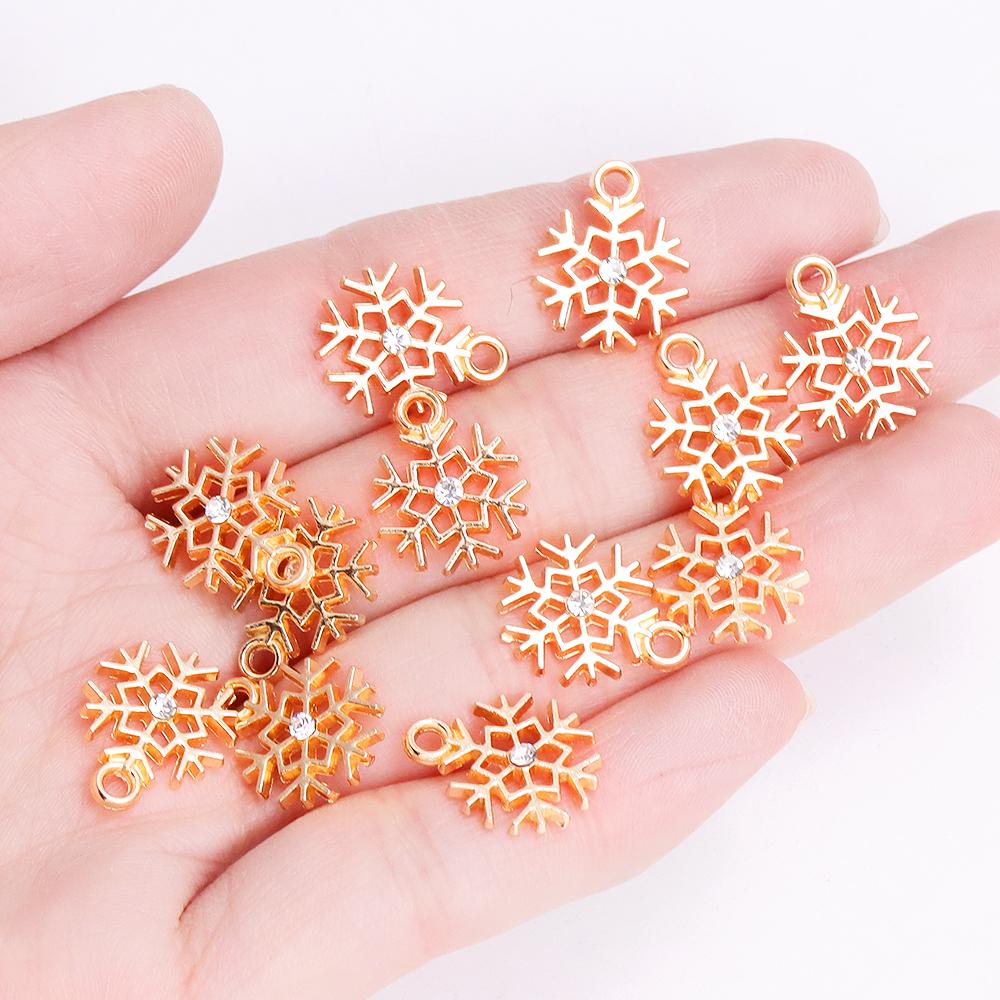 10Pcs Delicate Pearl Zircon Snowflake Pendant Alloy Metal Charms for Diy Jewelry Making Necklaces Earrings Craft Accessories