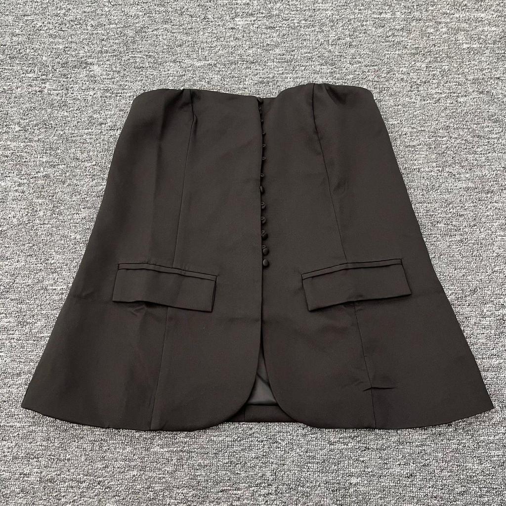 2024 Women's Slim Fit Waist-Cinching Strapless Vest Suit with Simple Row Buttons for Autumn/Winter