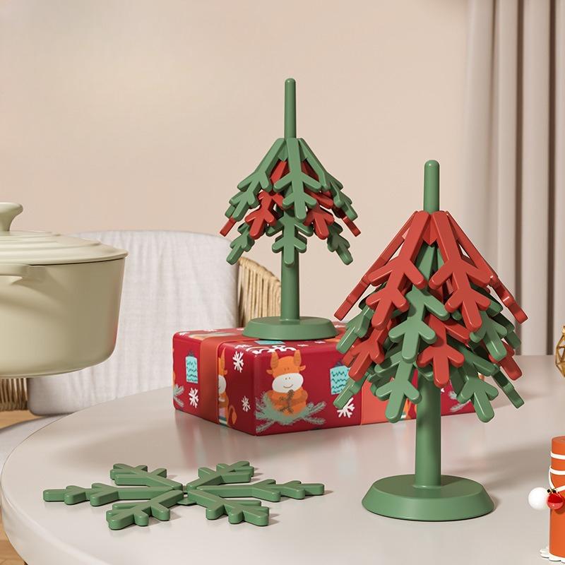 1set Foldable Christmas Tree Trivets Anti Scalding Insulation Pad Multipurpose Cup Coasters with Bracket for Cup Home Decoration